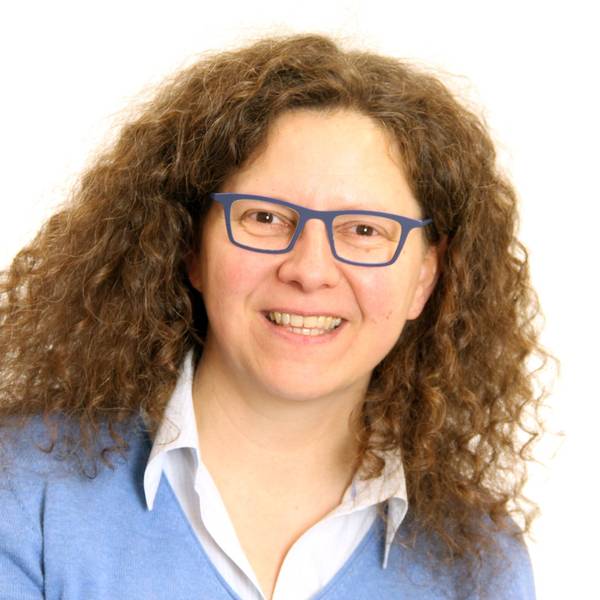 Porträtfoto von Katja Dobrocsi